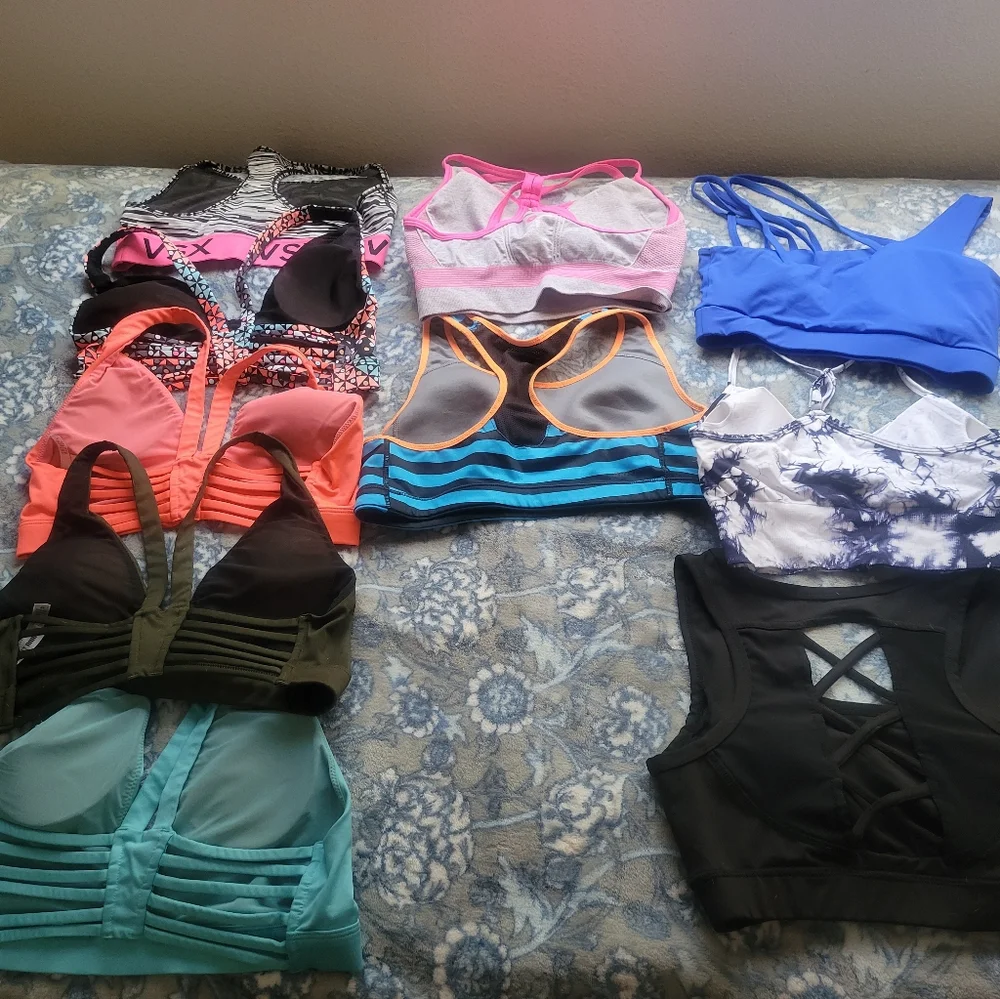 Bras - Picture 2 of 2